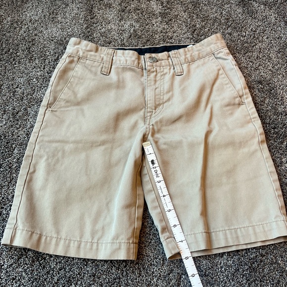 Boys Volcom Shorts - Picture 4 of 5